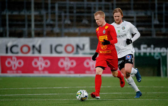 Landskronas David Edvardsson och Örebros Kalle Holmberg