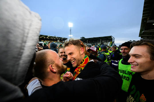 GAISs Jonas Lindberg jublar över avancemang till