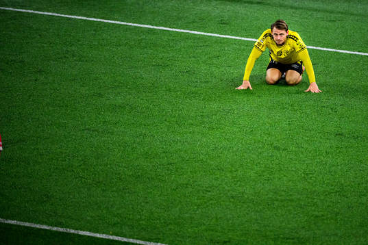 Elfsborgs Simon Hedlund deppar