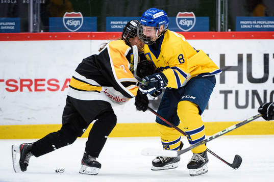 Västergötlands Siri Hansson och Dalarnas Tilde Sundnäs