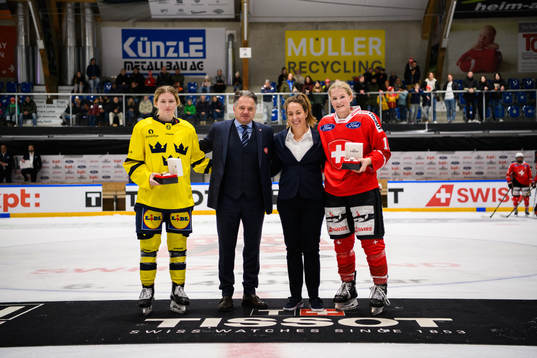 Hilda Svensson of Sweden and Stefanie Wetli of Switzerland