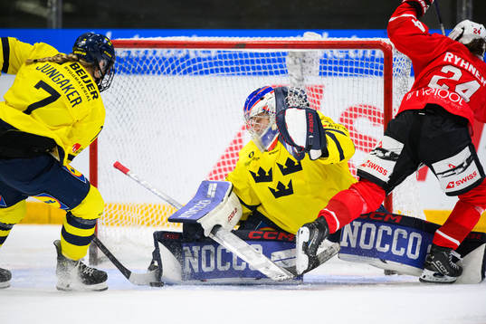 Goaltender Ebba Svensson Träff of Sweden