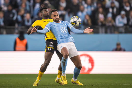 Elfsborgs Ibrahim Buhari och Malmö FFs Isaac Kiese Thelin