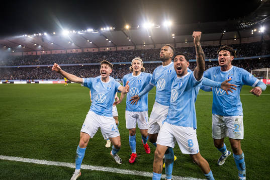 Malmö FFs Isaac Kiese Thelin jublar