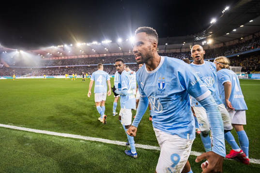 Malmö FFs Isaac Kiese Thelin jublar