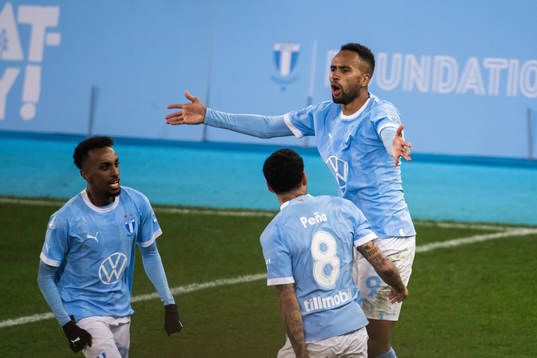 Malmö FFs Isaac Kiese Thelin jublar
