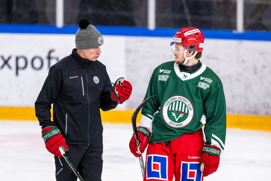 Tränare Roger Rönnberg och Malte Strömwall