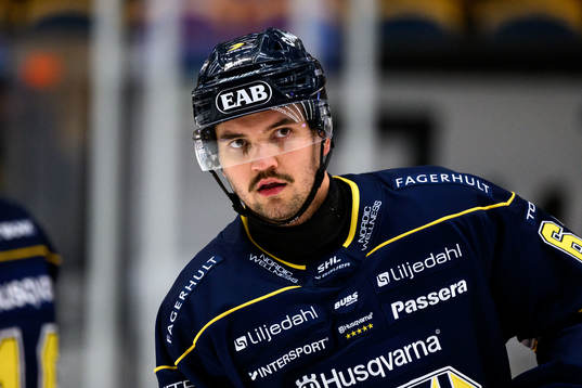 HV71s Oliwer Kaski