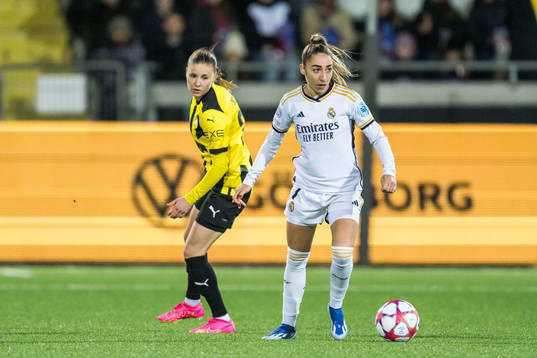 Katariina Kosola of Häcken and Olga of Real Madrid