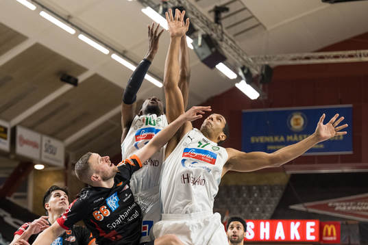 Borås John Brändmark och Nässjös Shanquan Hemphill och