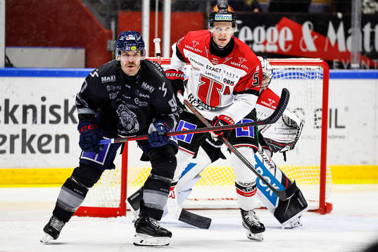 Linköpings Lance Bouma och Örebros Gustav Backström