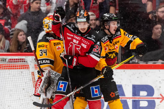 Luleås målvakt Joel Lassinantti och Oskari Laaksonen