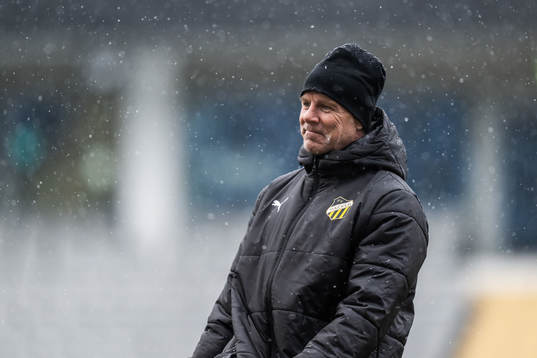Roland Nilsson, defense coach