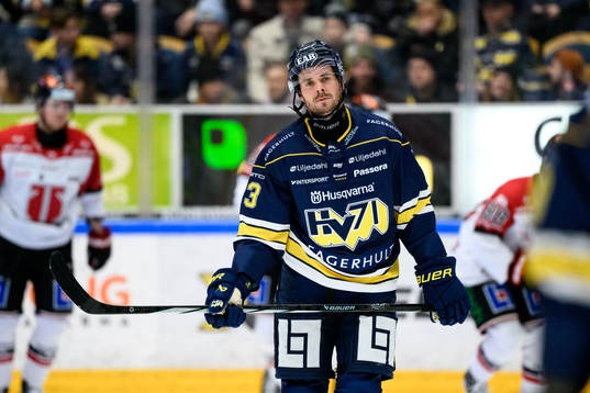 HV71s Nicholas Shore deppar
