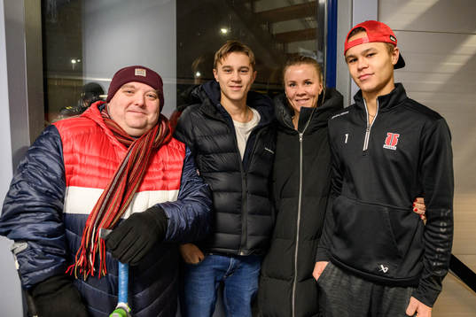 Örebros målvakt Herman Liv med farbror Christian, bror