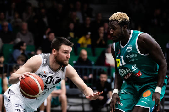Norrköpings Tim Schüberg och Södertäljes Walter