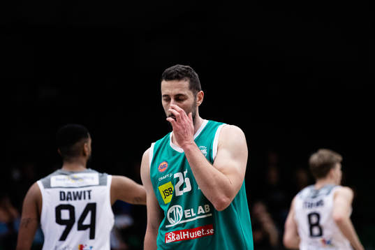Södertäljes Lazar Radosavljevic deppar