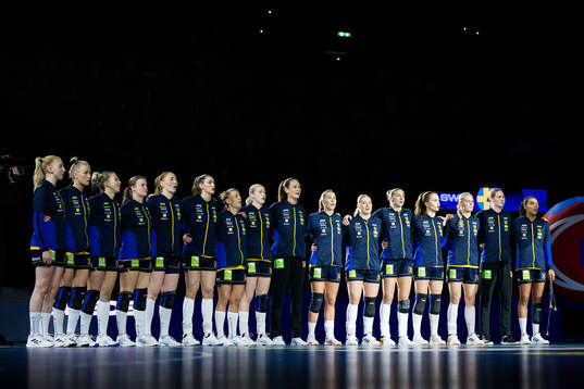 Players of of Sweden at lineup