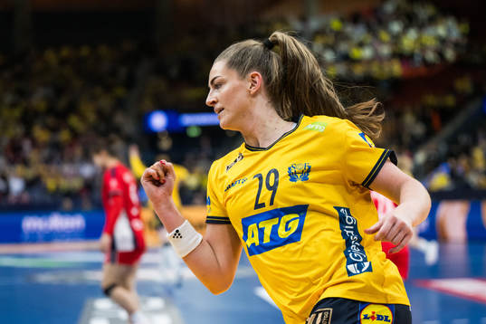 Kristin Thorleifsdottir celebrates