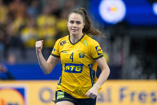 Olivia Mellegård of Sweden celebrates