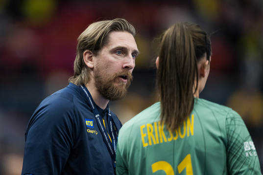 Goalkeeper coach Thomas Forsberg of Sweden
