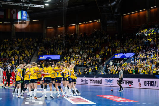 Players of Sweden celebrate