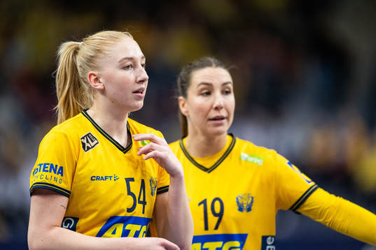 Tyra Axnér and Anna Lagerquist of Sweden