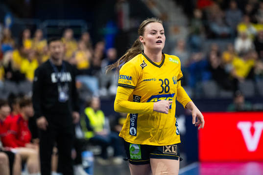 Elin Hansson of Sweden