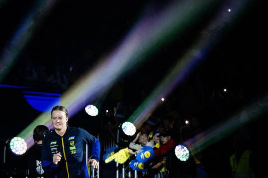Elin Hansson of Sweden enters the pitch