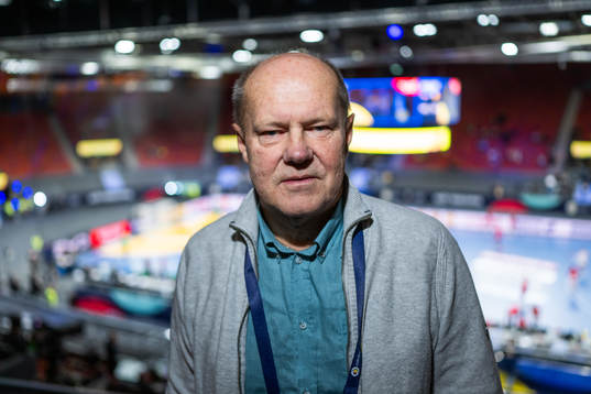 Commentator Per Kahl of Swedish radio broadcaster Sveriges