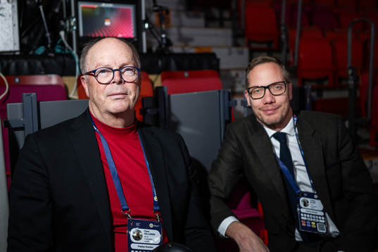 Expert Claes Hellgren and commentator Anders Bjuhr of