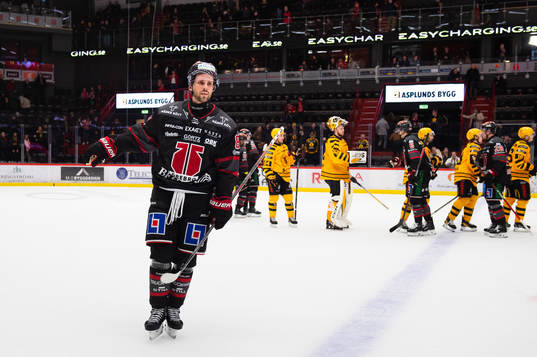 Örebros Mathias Bromé deppar
