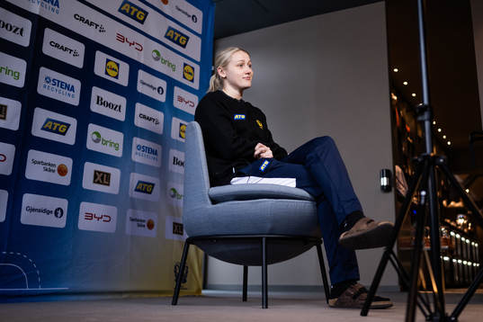 Emma Lindqvist at a press event with Sweden