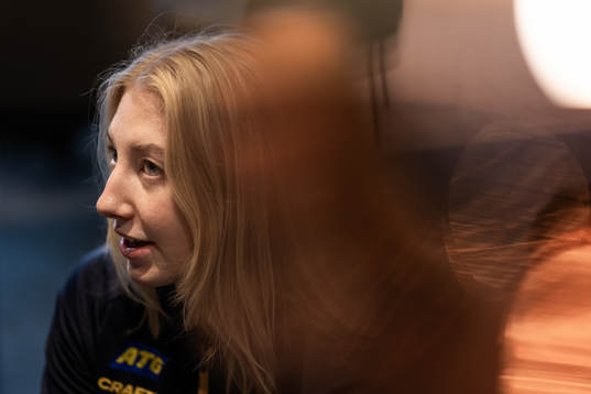 Tyra Axnér at a press event with Sweden