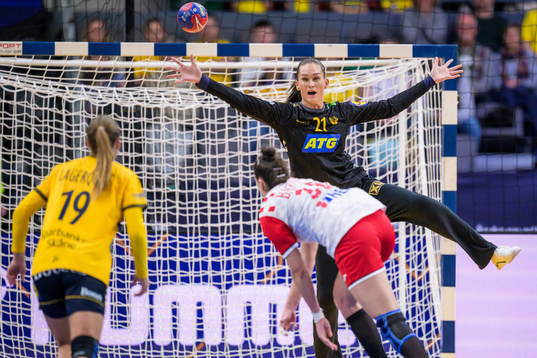 Goalkeeper Evelina Eriksson of Sweden