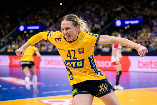 Jenny Carlson of Sweden celebrating