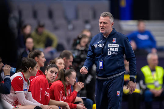 Head coach Ivica Obrvan of Croatia