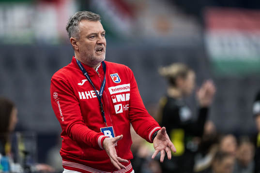 Head coach Ivica Obrvan of Croatia
