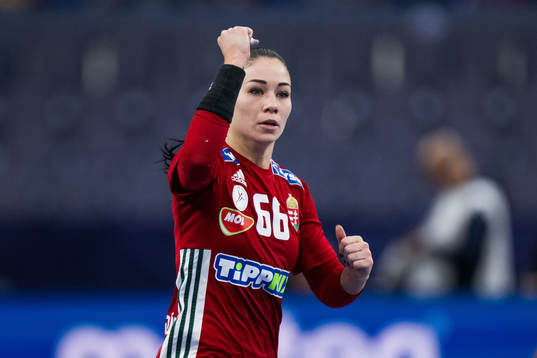 Viktoria Györi-Lukacs of Hungary celebrates
