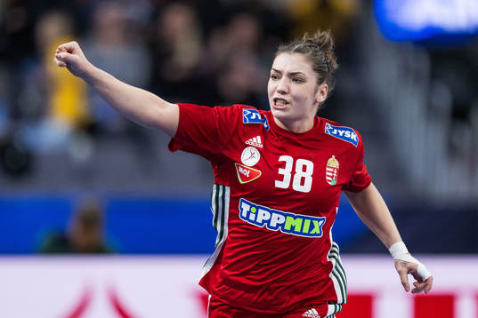 Petra Vamos of Hungary celebrates