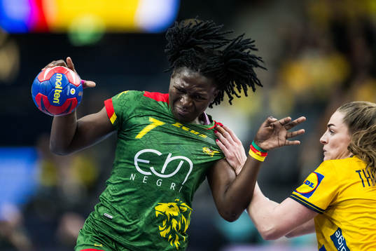 Laeticia Petronie Ateba Engadi of Cameroon and Kristin