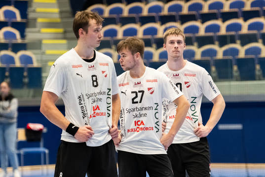 Lugis Mads Kragh Thomsen, Måns Simonsson deppar