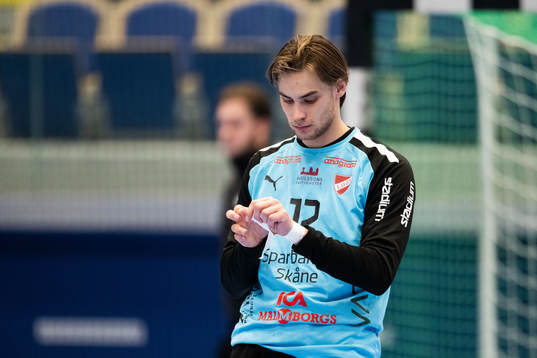 Lugis målvakt Victor Hedberg deppar