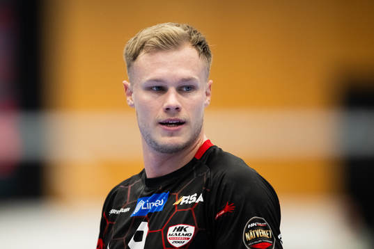HK Malmös Adam Tumba