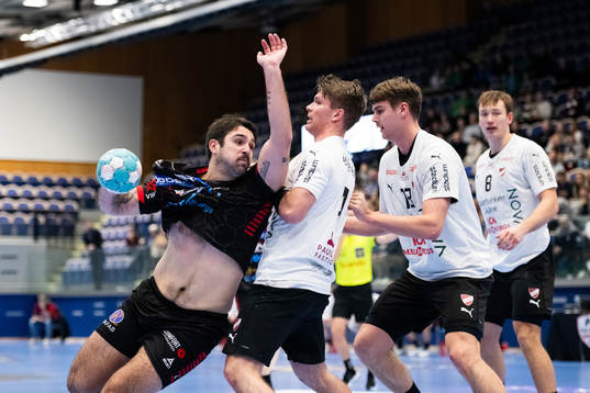 HK Malmös Max Santos
