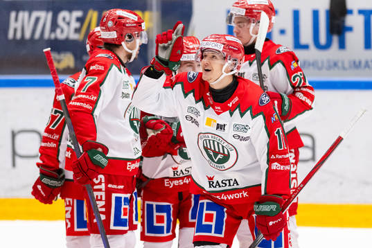 Frölundas Erik Borg jublar