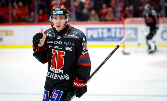 Örebros Jonathan Lekkerimäki jublar vid 2-2
