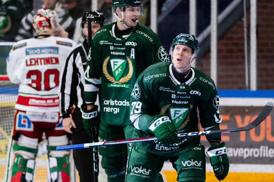 Färjestads Patrik Lundh jublar
