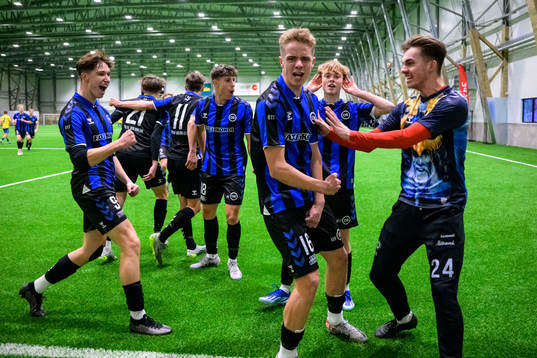 Bläddra bland fler bilder av Fotboll, Skandinaviska Mästerskapen U17, Final, Bröndby - Odense