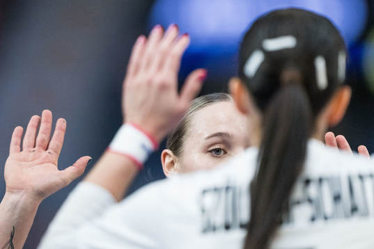 Petra Simon of Hungary celebrates
